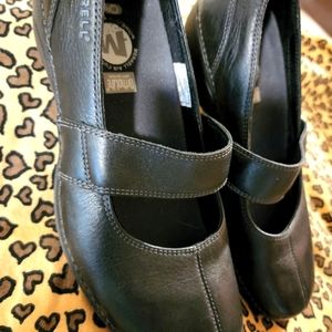 Black Leather Merrell Flat